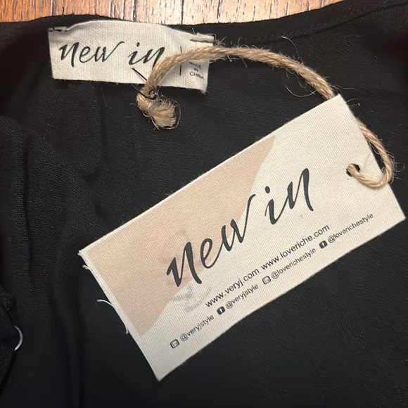 Wide leg capris jumpsuit NWT - Picture 4 of 4